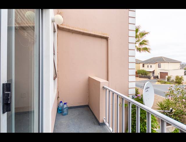 2 BEDROOM APARTMENT FOR SALE IN PARKLANDS
